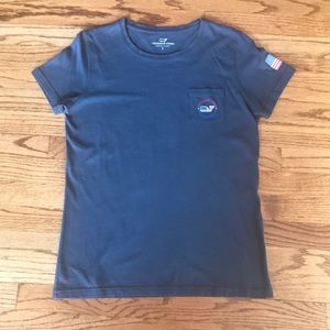 Woman’s Vineyard Vines Shirt